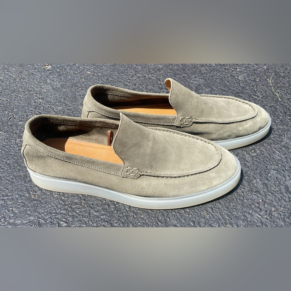 Massimo Dutti men’s olive green loafers worn once has water marks on them